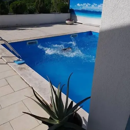 Azra Villa