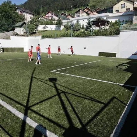 Villa Azra *